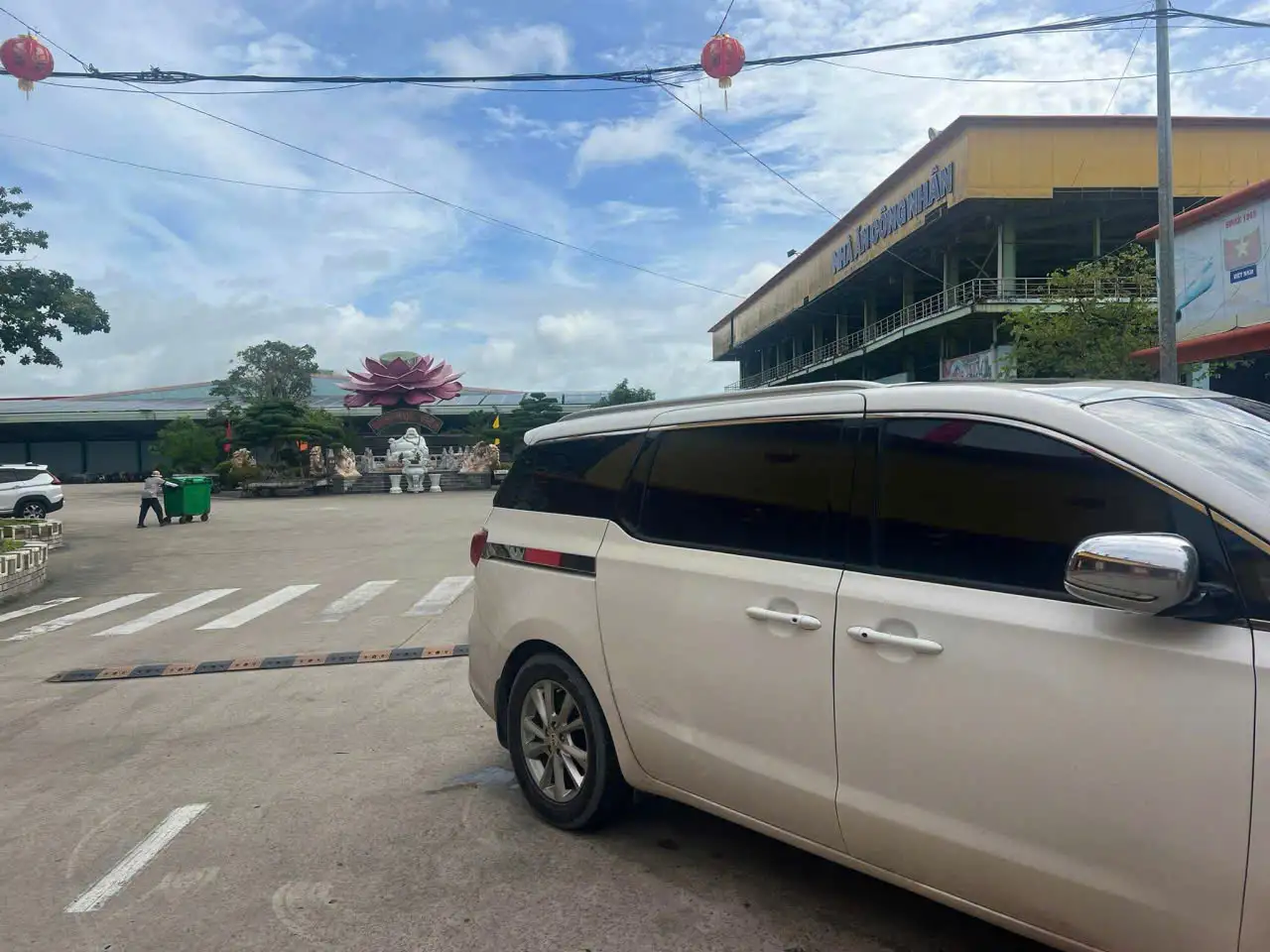 Dịch vụ đi lại